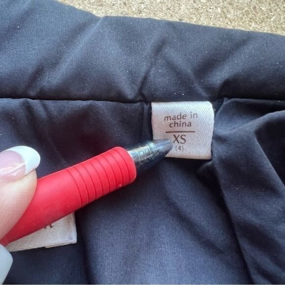 Coldwater Creek Womens Quilted Sleeveless Vest XS Black Polyester Fitted Style - Picture 8 of 9